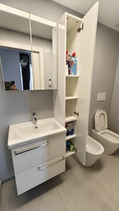 Apartamento Baroni D - Free Private Parking-Wi- Fi And A-C Milán